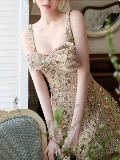 Shiny Homecoming Dress Spaghetti Strap Sequins Bowknot Back to School Outfits Party Dress  D6512