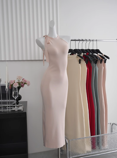 Pure and elegant dress with shoulder-cut design to show your slim figure and versatile long dress R0264