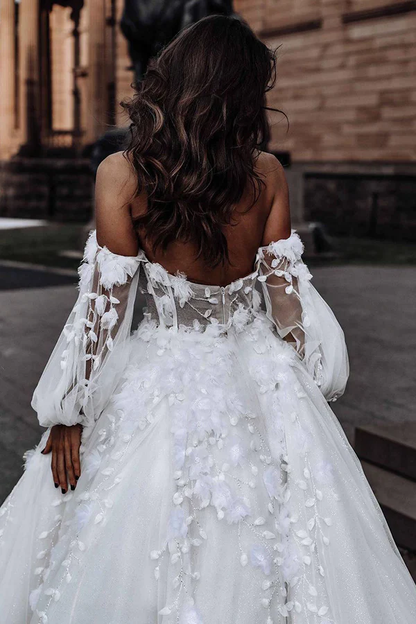 MODERN SWEETHEART SLEEVELESS WEDDING DRESS WHITE 3D FLORAL LACE BRIDAL GOWN