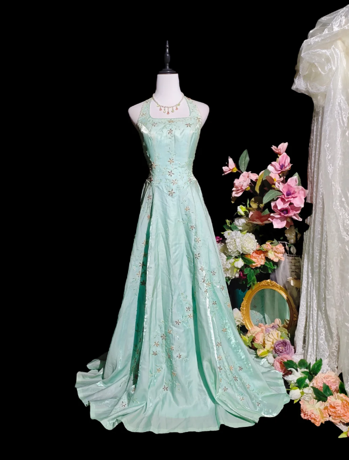 Chic Mint Green Halter Satin Tulle Embroidery Beaded Long Party Dress Evening Gown