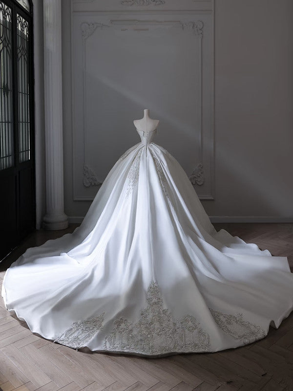 Princess Ball Gown Strapless Sleeveless Pleats White Satin Wedding Dress Bridal Dresses