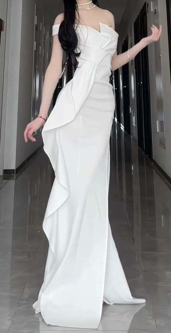 Sexy Mermaid Strapless White Satin Long Evening Gowns Prom Dresses
