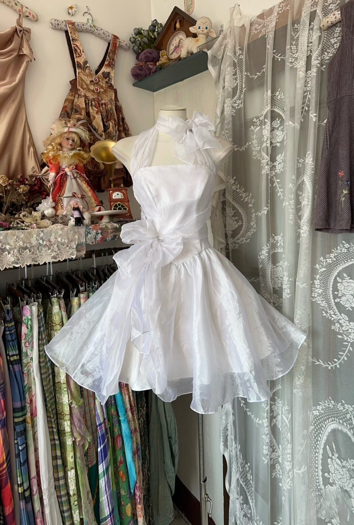 Vintage Fashion Ball Gown White Short Length Homecoing Birthday Dress Prom Dresses