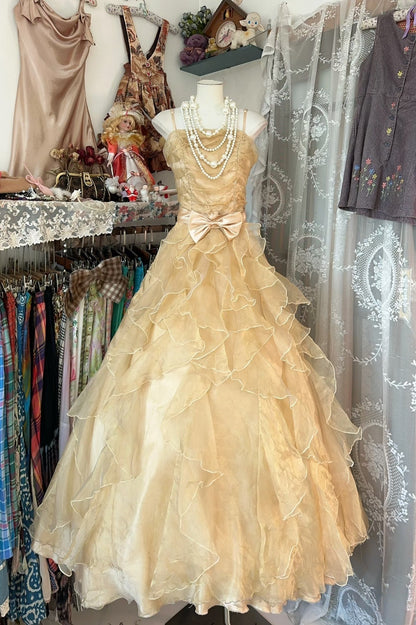 Vintage Ball Gown Spaghetti Straps Sleeveless Long Gold Evening Dress Prom Dresses