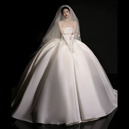 Luxury Ball Gown Strapless Sleeveless Satin White Wedding Dresses Brides Dress