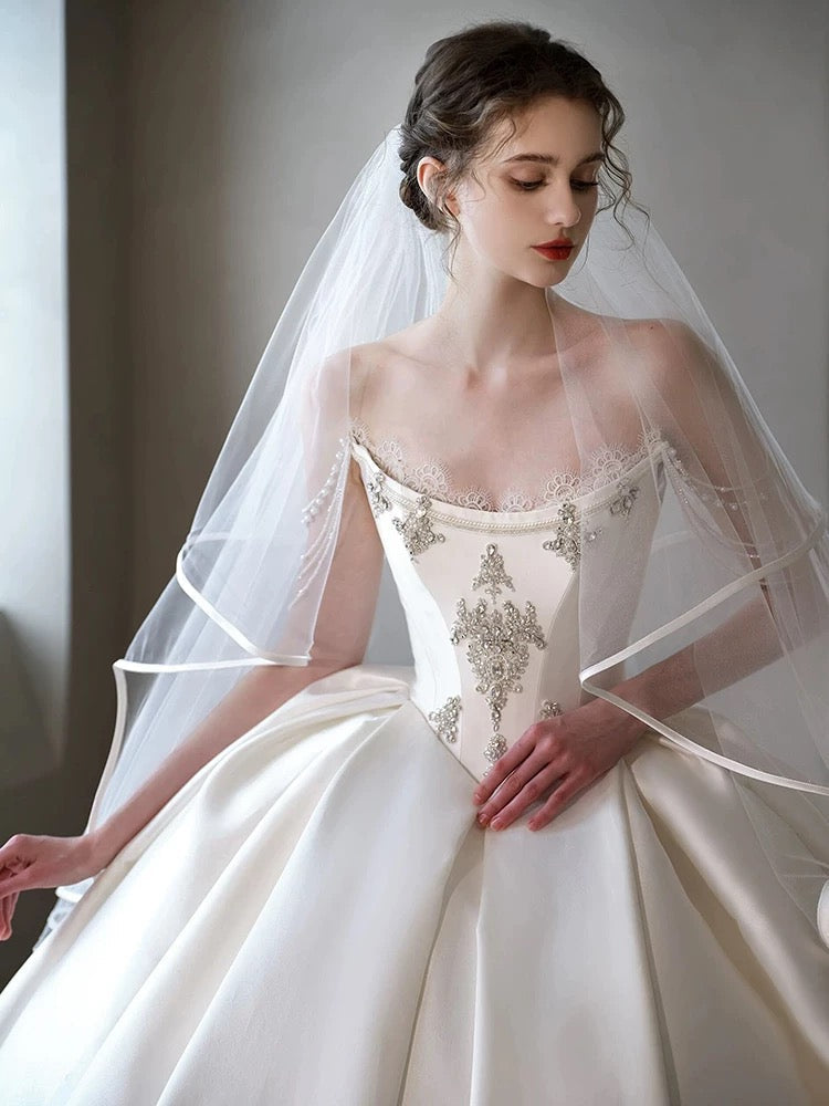 Simple Ball Gown Strapless Sleeveless Satin White Wedding Dresses Brides Dress