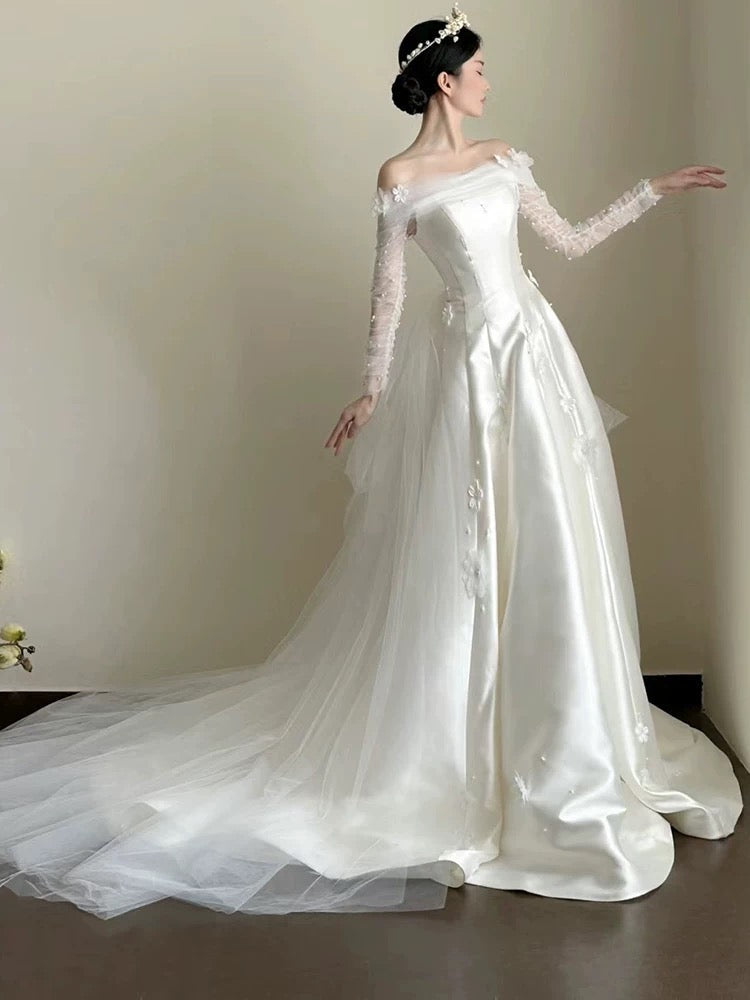 Timeless Ball Gown Off The Shoulder White Tulle Long Wedding Dresses Bridal Dress
