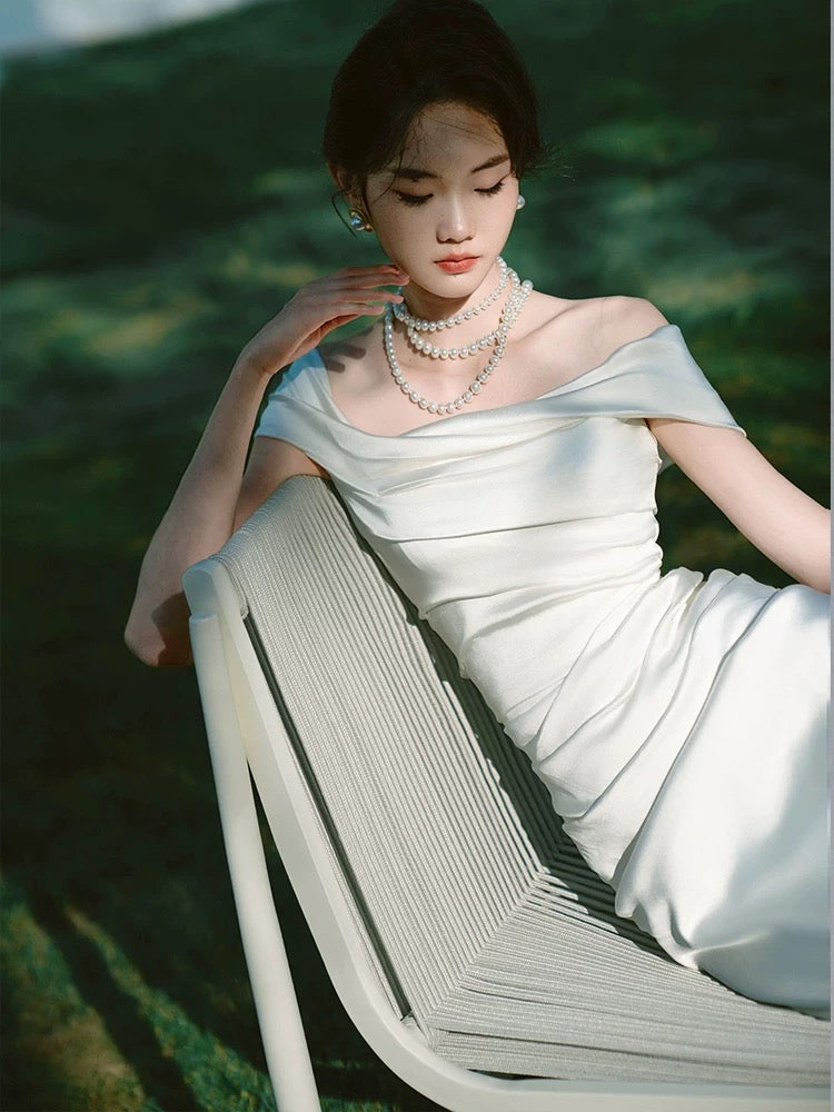 Unique Mermaid Off The Shoulder Pleats Satin Wedding Dresses Brides Dress SD2093