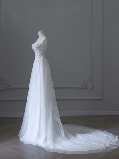 Timeless A Line Sweetheart Lace Tulle White Wedding Dresses Brides Dress SD2343