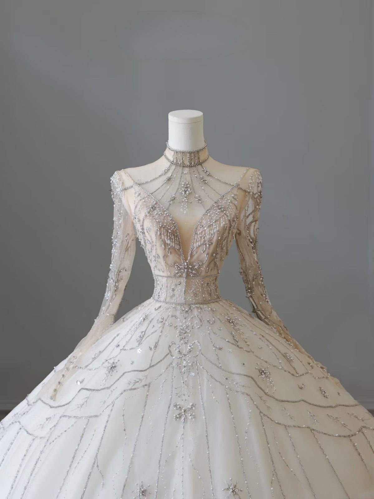 Timeless Ball Gown High Neckline Tulle Long Sleeves Wedding Dresses Bridal Dress
