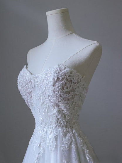 Timeless A line Sweetheart Tulle White Lace Long Wedding Dress Bridal Dresses SD2497