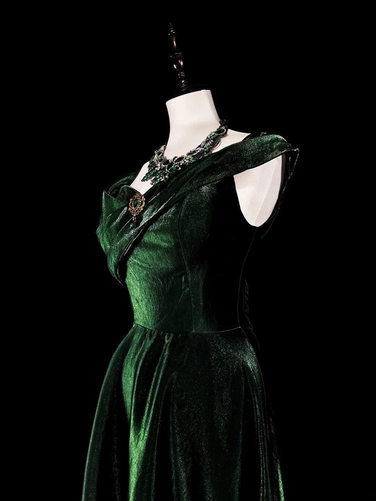 Pretty A Line Sweetheart Ruffles Long Evening Dress Green Velvet Prom Dresses SD2742