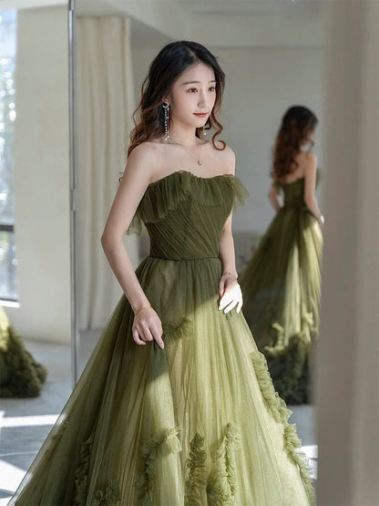 Sexy Ball Gown Strapless Neckline Green Ruffles Evening Dress Prom Dresses