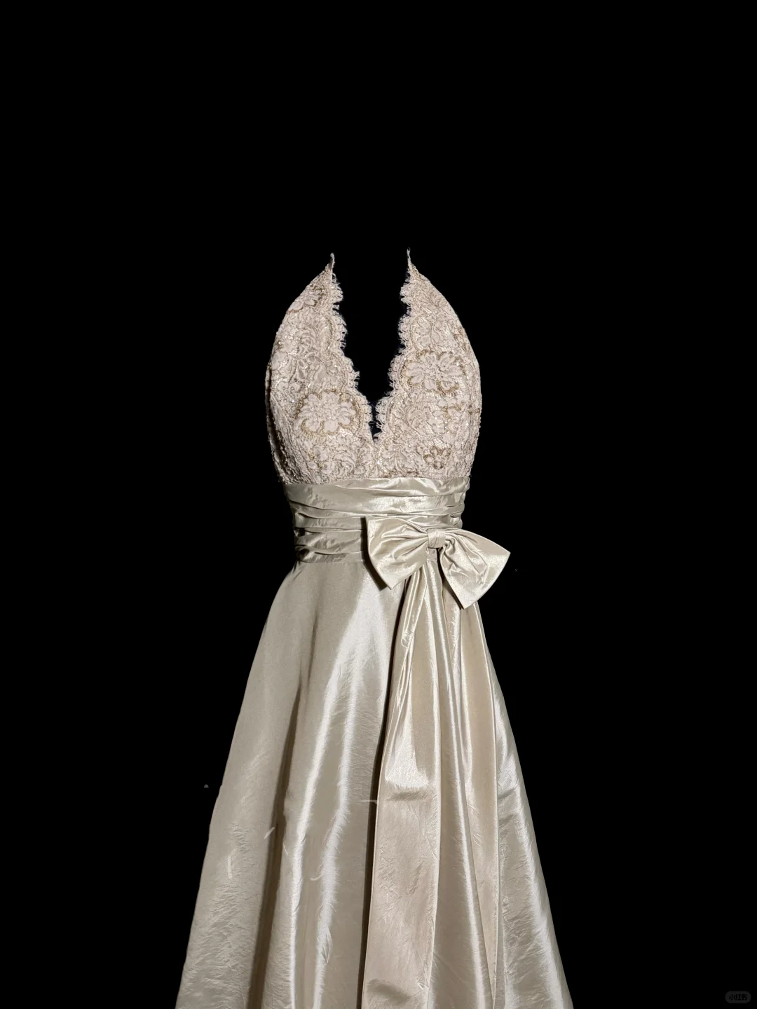 Vintage A line V Neckline Champagne Lace Prom Gown Fairy Prom Dresses
