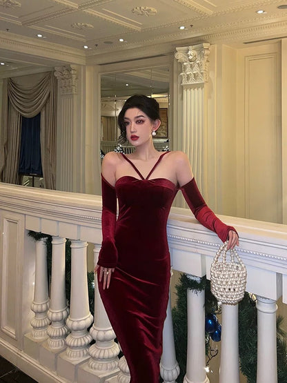 Classy Sheath Halter Neckline Burgundy Velvet Prom Dresses Birthday Outfits Evening Gown