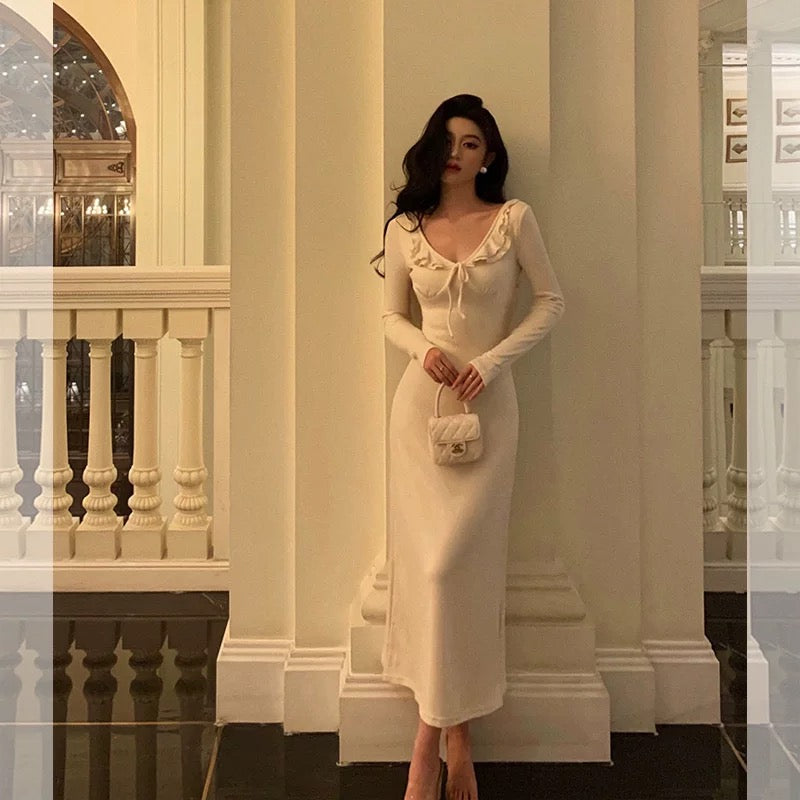 Simple A line V Neckline Ivory Long Prom Dresses Birthday Outfits Evening Gown