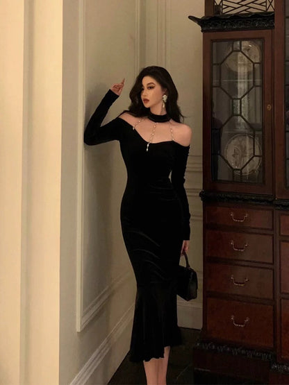 Elegant Mermaid High Neckline Black Velvet Prom Dresses Birthday Outfits Evening Gown