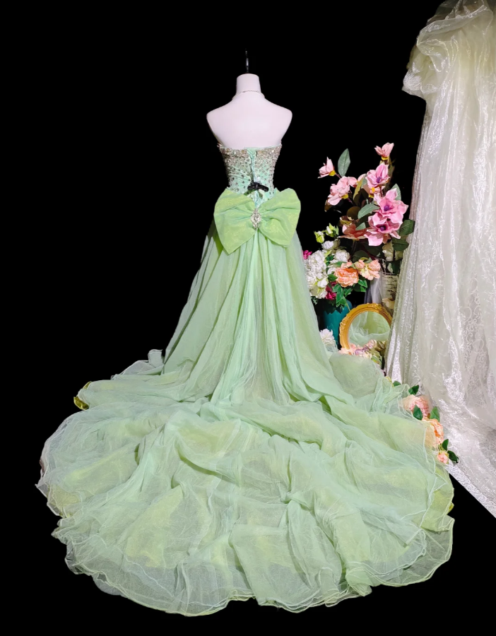 Unique Green Strapless Satin Tulle Beaded Long Birthday Party Dress Prom Gown