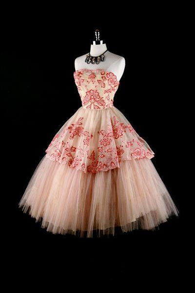 Gorgeous Strapless Lace Tulle A Line Short 18th Birthday Outfits Formal Graduation Homecoming Dress Y9124