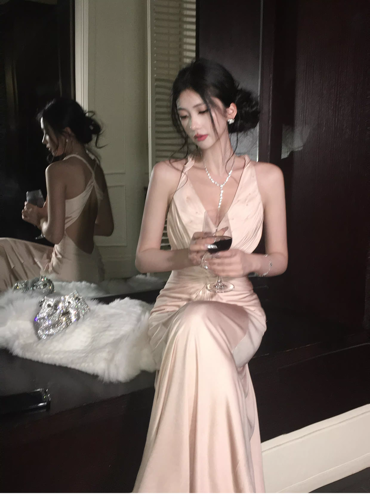 Classy Coral Powder Halter V Neck Satin Beaded Mermaid Long Party Dress Backless Evening Gown