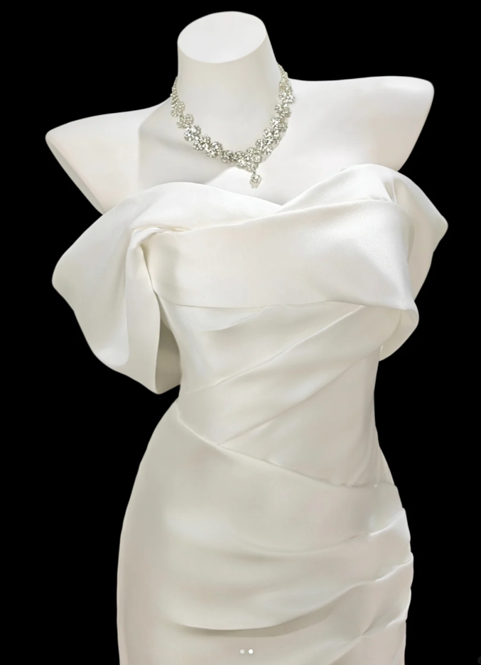 Classy White Satin Pleated Mermaid Long Evening Dress Birthday Party Dress D2353