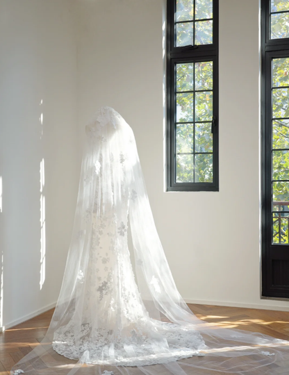 Pretty Sleeveless white Tulle Appliques Mermaid Long Wedding Dress Bridal Dress D2156