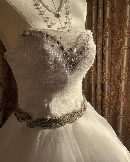 Pretty White Strapless Tulle Beaded Appliques Long Wedding Dress Bridal Dress D1718