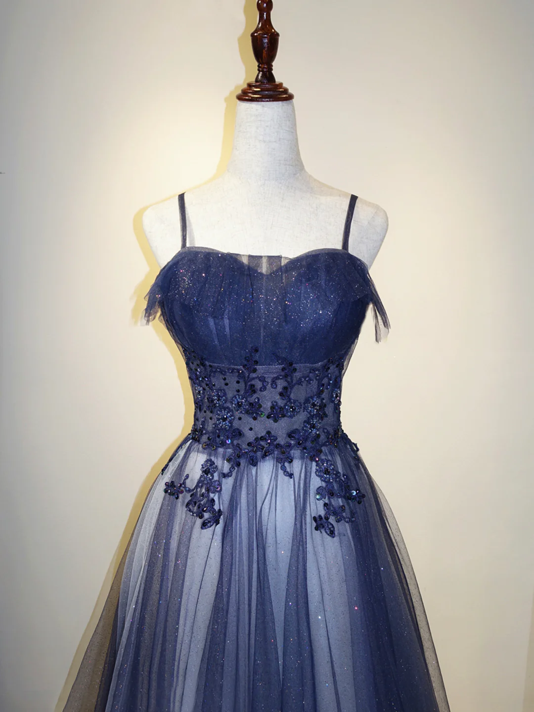 Elegant Ombre Navy Blue Tulle Appliques Straps Long Evening Dress, A-Line Tulle Prom Dresses Y1807