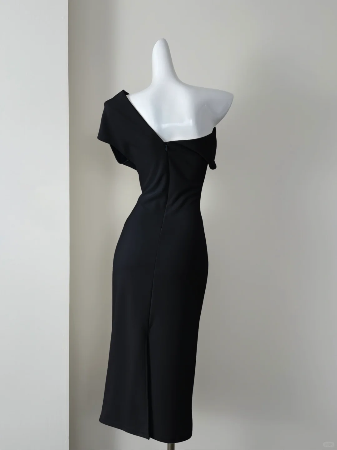 Sexy Black One Shoulder Satin Sheath Party Dress Cocktail Dress  S323