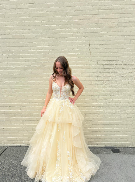 Pretty Yellow Spaghetti Straps Tulle Appliques Long Wedding Guest Dress Party Dress D1957