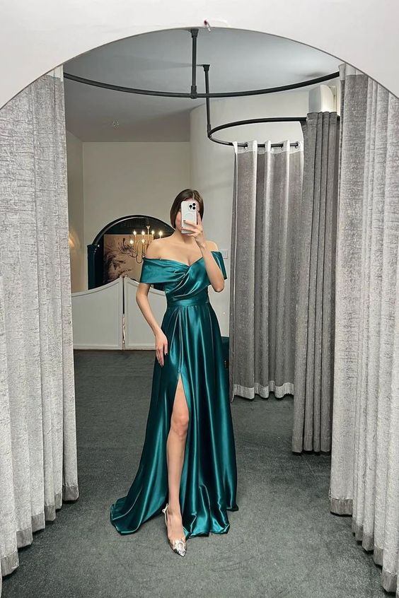 Glamorous Off The Shoulder Prom Dress With Split Ruffles A-Line Evening Gowns cc926