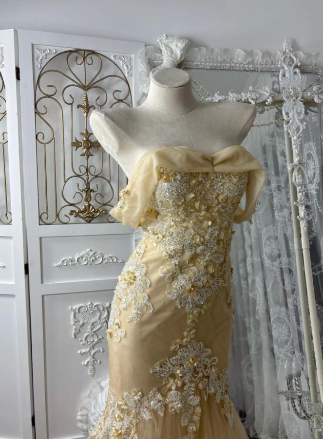 Charming Off The Shoulder Tulle Appliques Beaded Party Dress Yellow Mermaid Long Prom Gown SP1775