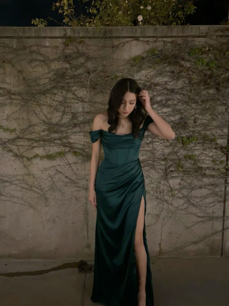 Classy Mermaid Off The Shoulder Dark Green Slit Long Prom Gown Summer Wedding Guest Dress Bridal Guest Dresses Wedding Outfits For Guest W0661