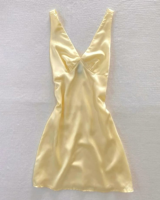 Cute A line V Neck Yellow Short Formal 8th Grade Homecoming Dress Summer Middle School Hoco Dresses Birthday Outfits W1148