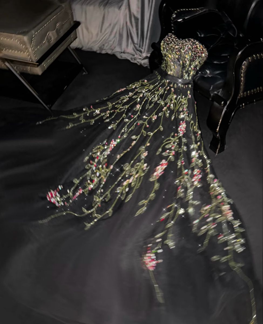 Gorgeous Black Strapless Tulle Beaded Long Prom Dress party Gown