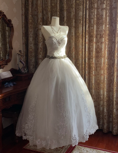 Pretty White Strapless Tulle Beaded Appliques Long Wedding Dress Bridal Dress D1718