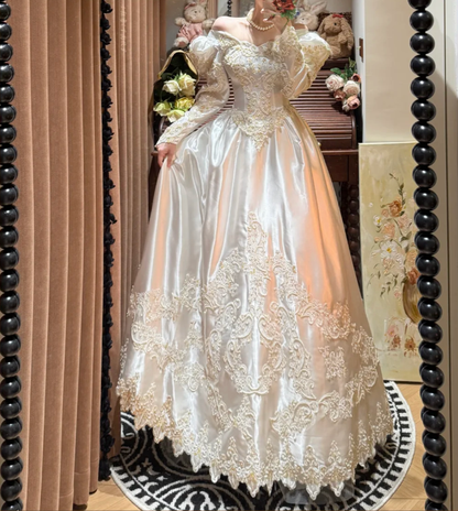 Charming White Off The Shoulder Satin Beaded Appliques Ball Gown Long Wedding Dress Bridal Dress
