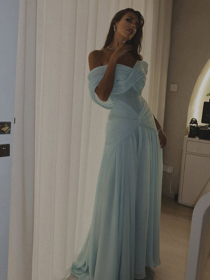 Elegant Off The Shoulder Blue Sequin Chiffon Pleated Mermaid Long Party Gown Evening Dress
