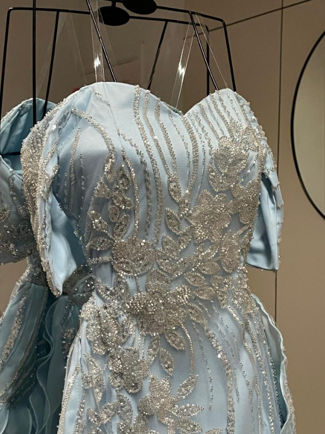 Glamorous Off The Shoulder Blue Satin Sequin Beaded Mermaid Evening Dress Long Prom Gown With Ruffles