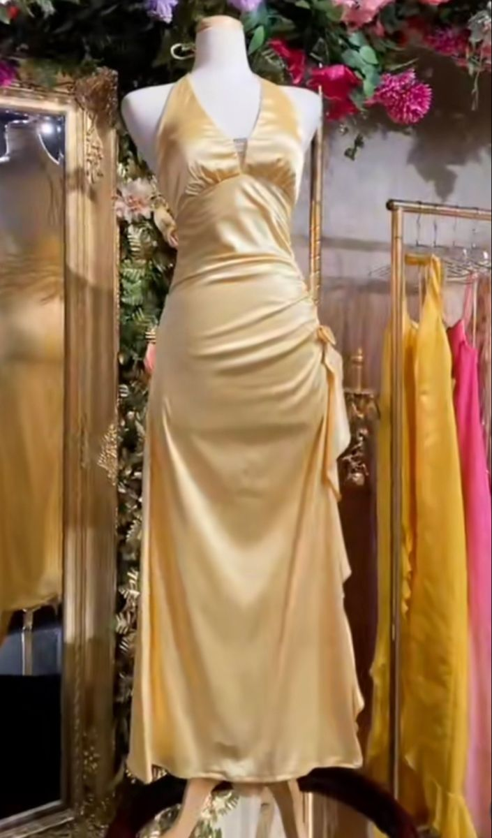 Stylish Halter V Neck Yellow Satin Long Evening Dress Formal Wedding Guest Dress Party Gown