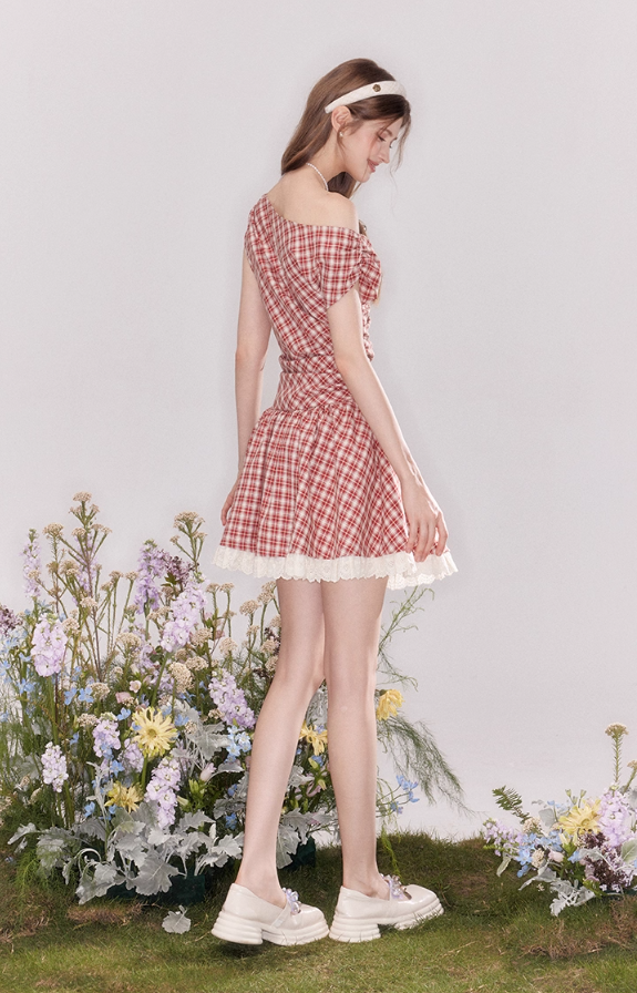 Summer off-shoulder red plaid dress with lace-up waist princess dress R4539