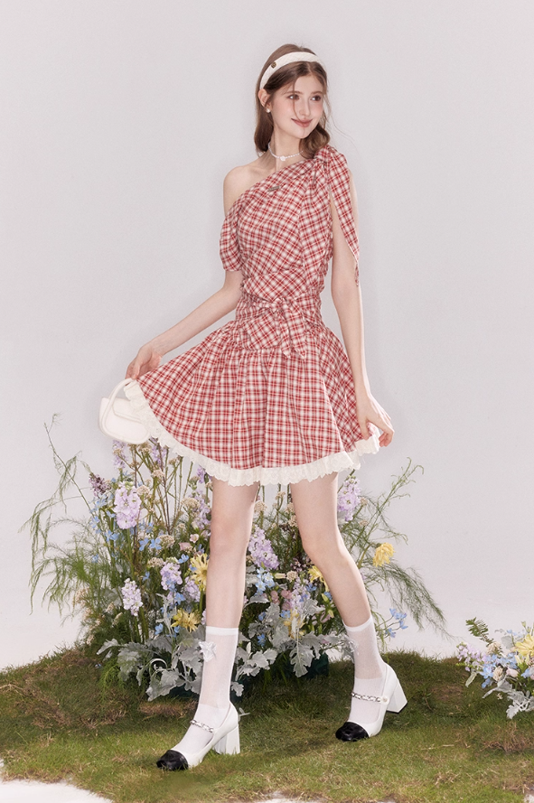 Summer off-shoulder red plaid dress with lace-up waist princess dress R4539