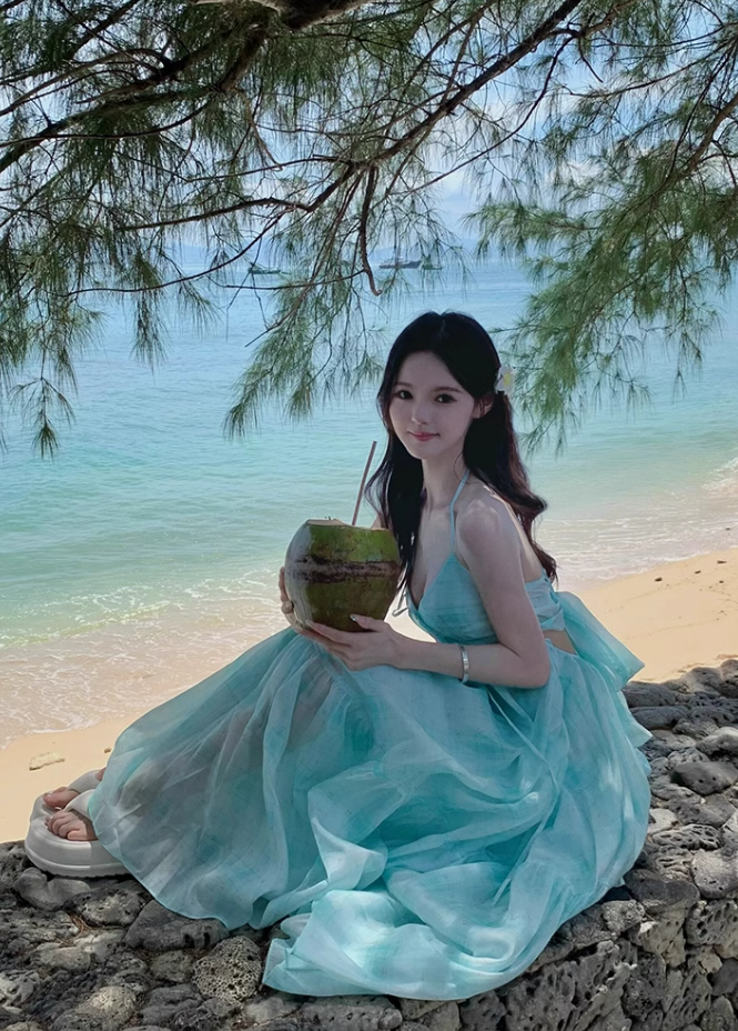Mint Mambo Beach Resort Dress Halter Neck Dress Temperament Swing Skirt R0209