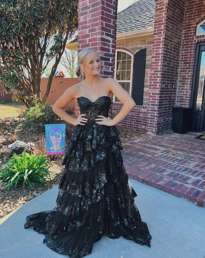 Dark Navy Sweetheart A-Line Lace Tiered Long Party Dress Senior Prom Dress, D779