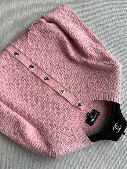 CC 25A Classic Round Neck Floral Wool Cardigan In Pink 275515