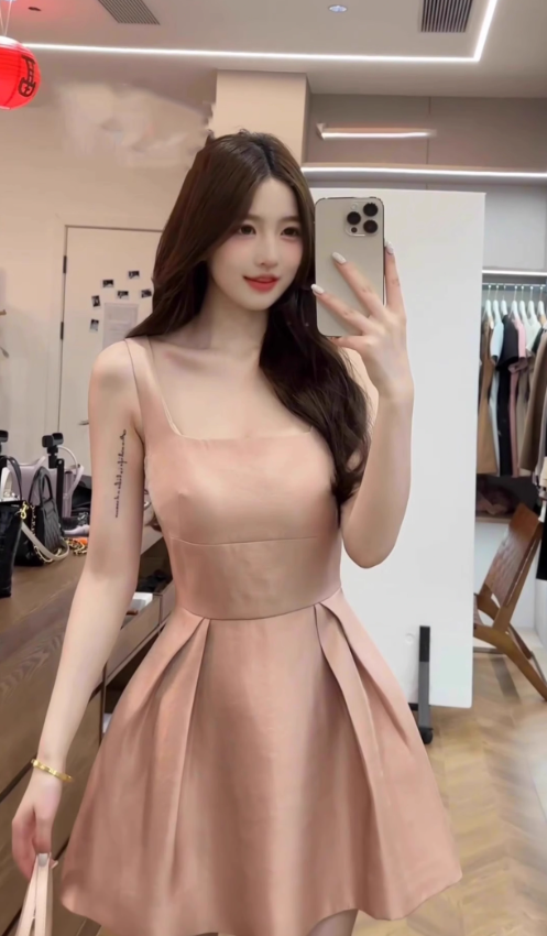 Gentle and elegant pink square neck suspender dress with waist A-line short skirt R0487