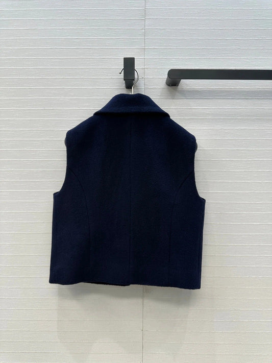 CHANEL 25S KNIT VEST WITH TWO HEART-SHAPED POCKETS 344