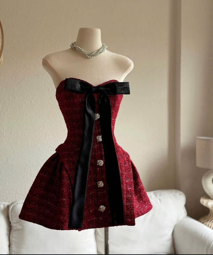 Red plaid tube top with waist and A-line skirt for homecoming dress R2896