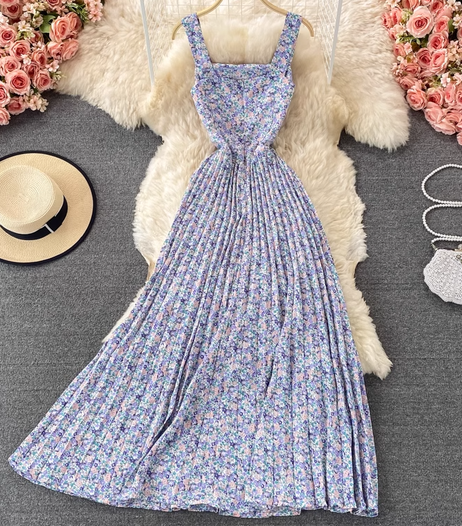 2025 new French floral dress sweet fairy suspender long skirt holiday knee-length pleated dress R0376