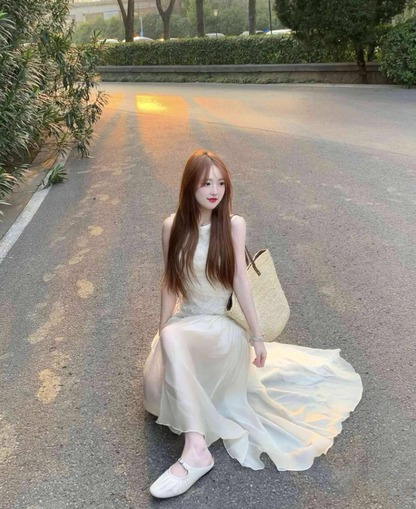 Atmosphere wear white lace sleeveless vest dress beautiful temperament waist A-line long skirt R0421